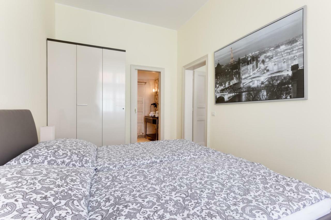 Apartment Halkova 5 Praha Eksteriør bilde